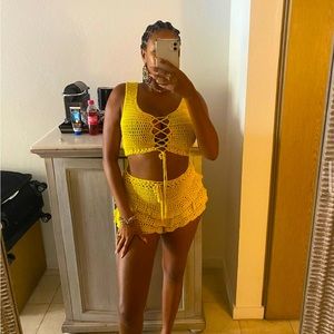 Yellow Two Piece Knit Short Set. Size M